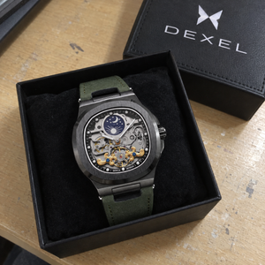 ボックスに入ったDexel Lunar Black Green